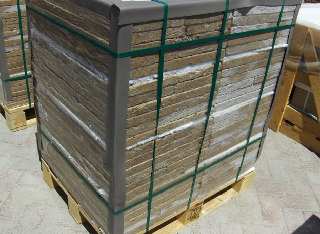 TUMBLED WALNUT TRAVERTINE PAVERS