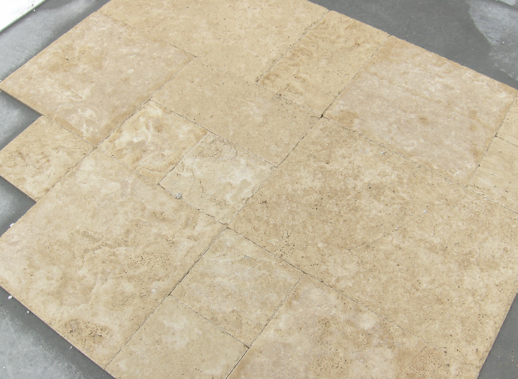 turco classico patinated and chiselled edge set 1